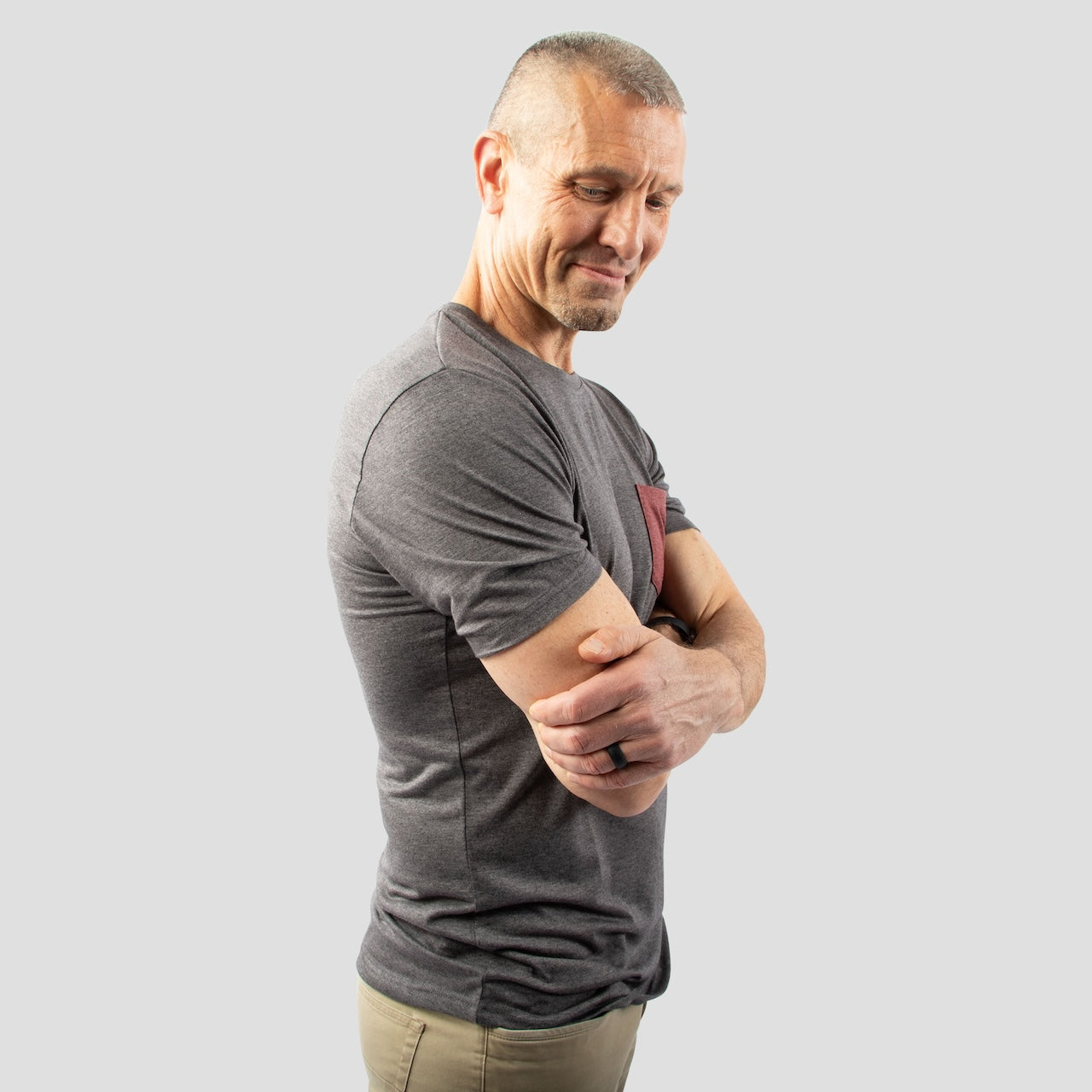 Gray Red Pocket Tee for Tall Slim Men