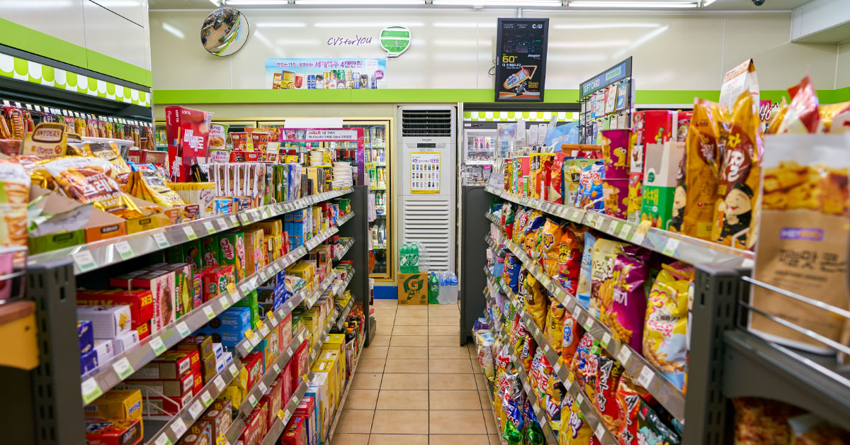 5 Questions Tall Guys Have For Convenience Stores